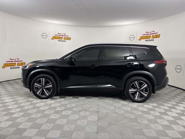 2023 Super Black Nissan Rogue Platinum FWD SUV