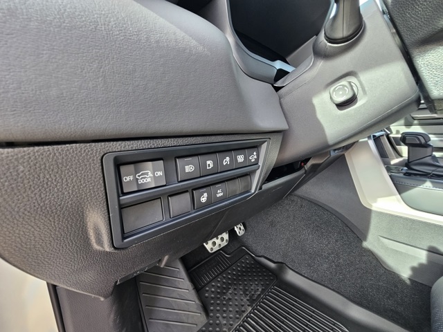 2026 Toyota Sequoia Platinum photo 10
