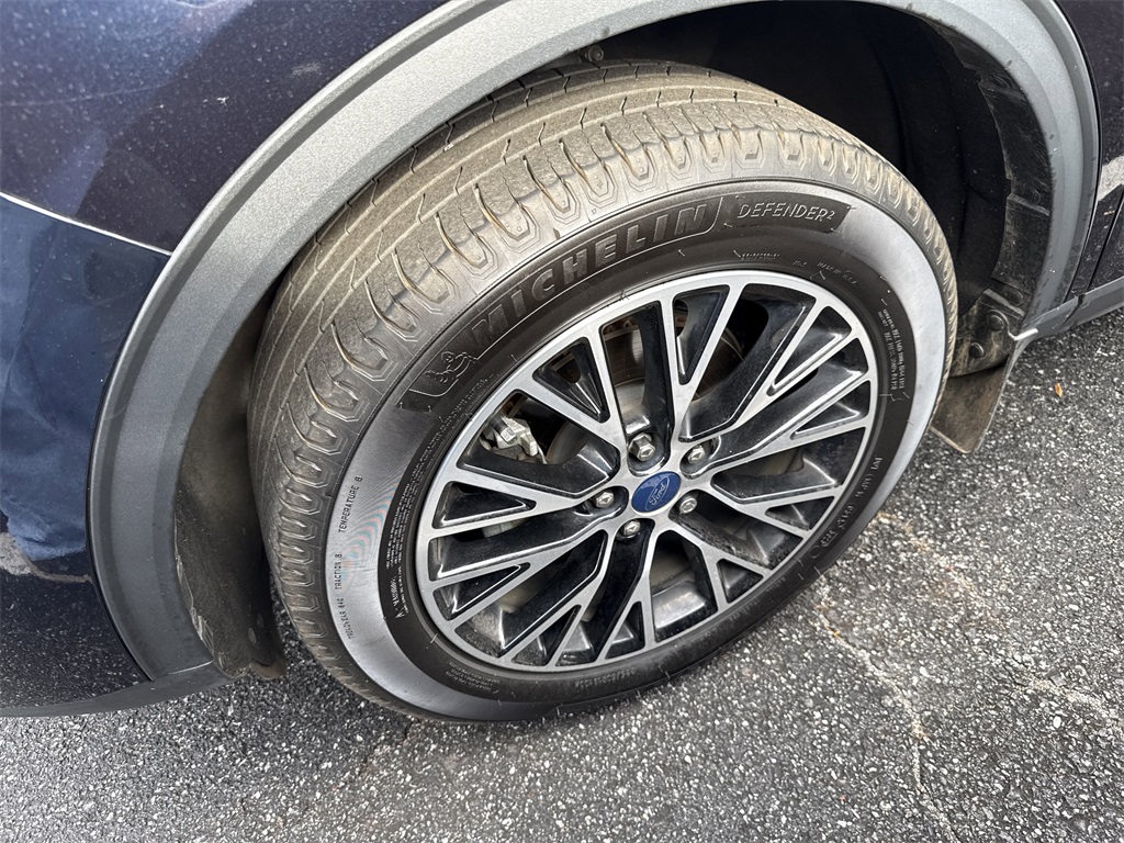 2021 Ford Escape Plug-In Hybrid SEL photo 2