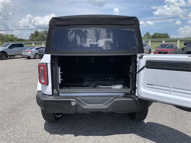 2025 Oxford White Ford Bronco Outer Banks 4X4 SUV