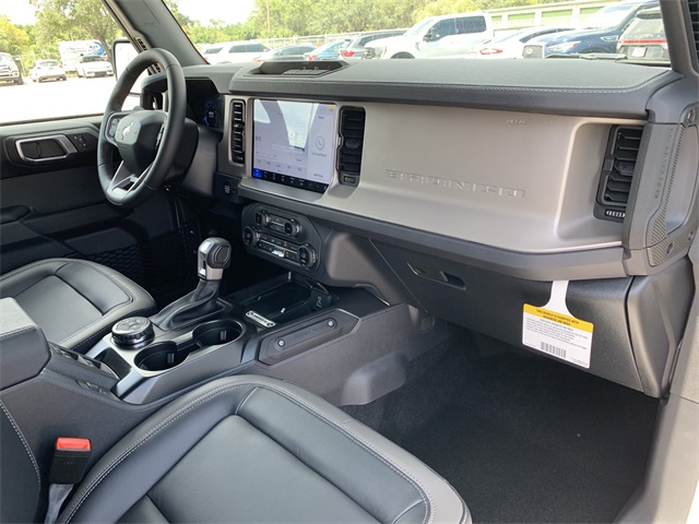 2025 Oxford White Ford Bronco Outer Banks 4X4 SUV