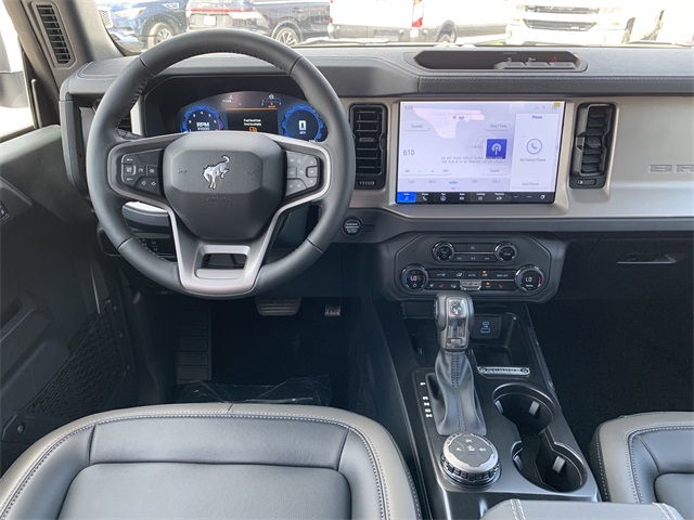 2025 Oxford White Ford Bronco Outer Banks 4X4 SUV