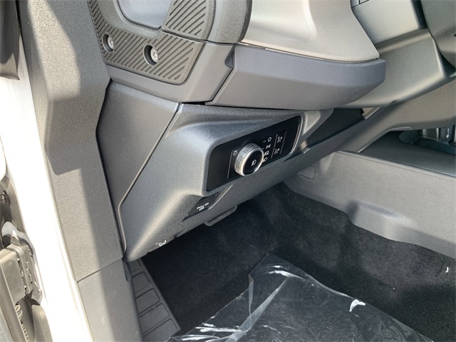 2025 Oxford White Ford Bronco Outer Banks 4X4 SUV