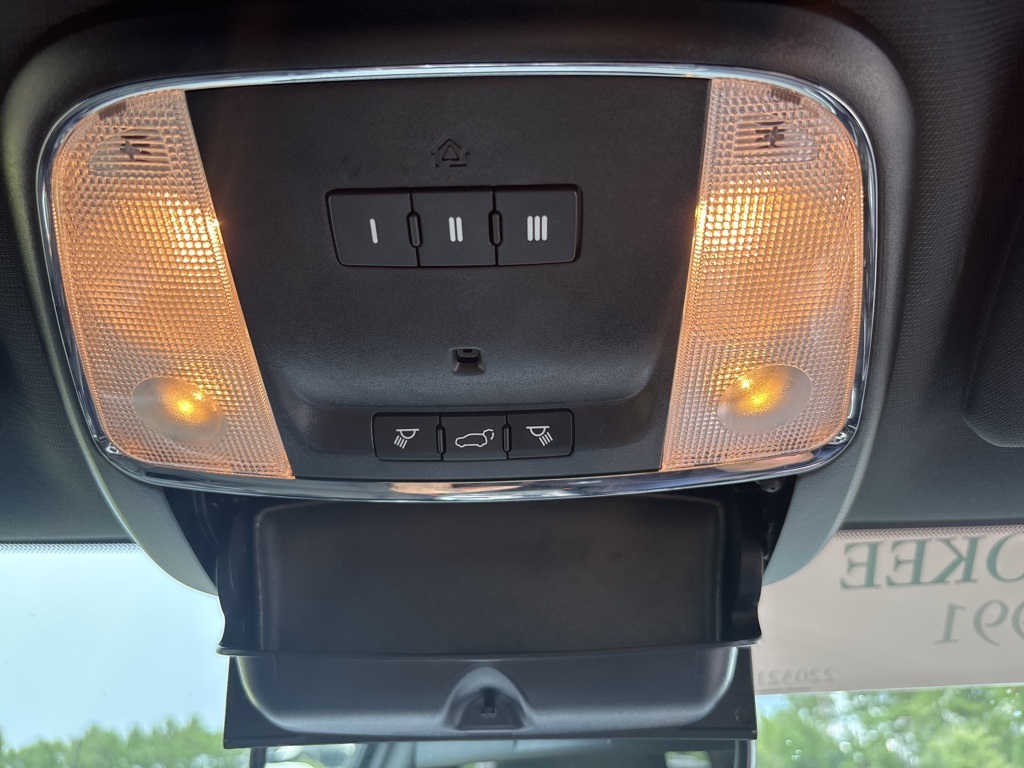 Used 2020 Jeep Grand Cherokee 4x4 SUV for sale #SX1431 - photo 26