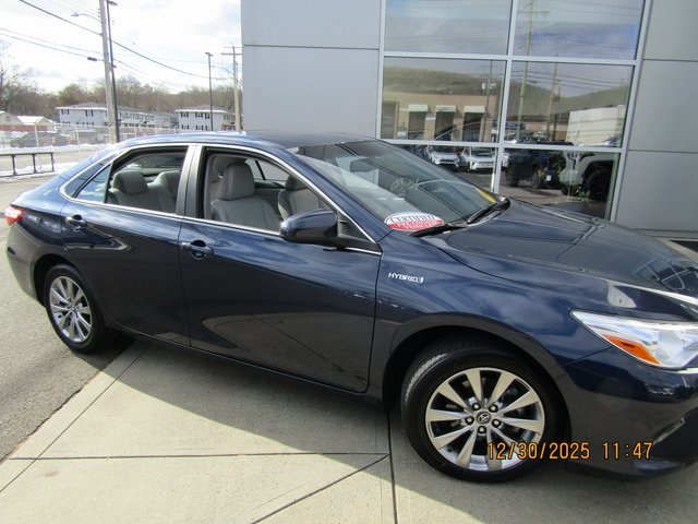used 2017 Toyota Camry Hybrid car, priced at $18,499
