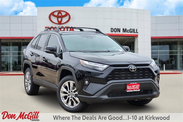 2025 Toyota RAV4 XLE Premium's photo