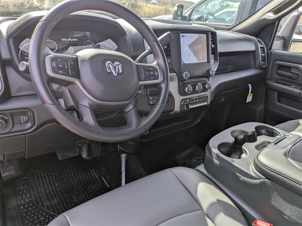 2024 Ram 3500 Tradesman photo 14