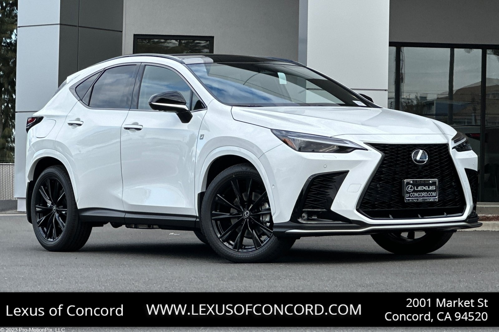 2026 Lexus NX PHEV 450h+'s photo