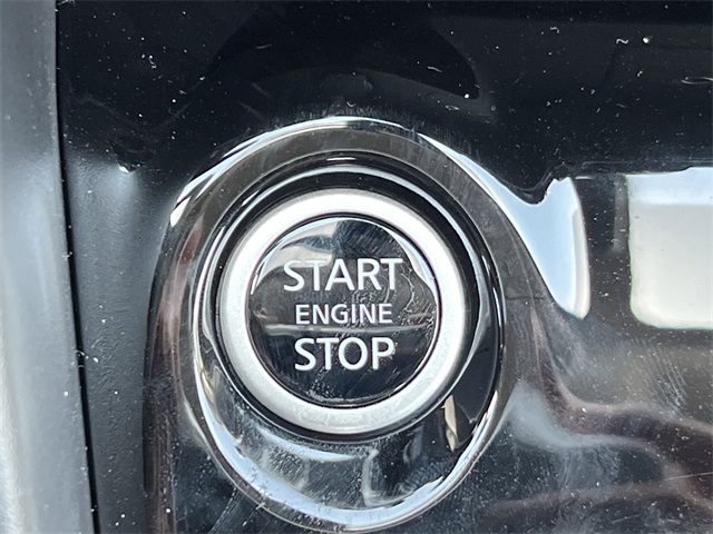 2025 Aspen White Tricoat Nissan Versa 1.6 SV FWD Sedan