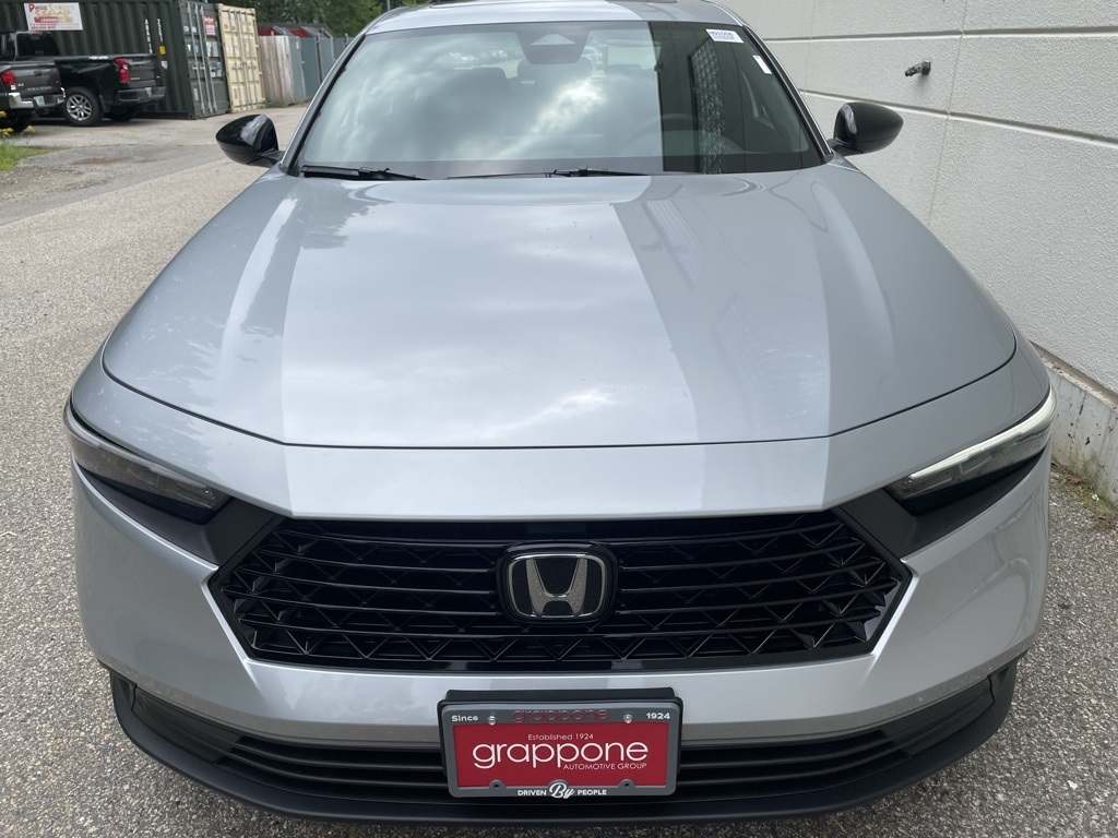 2025 Honda Accord Hybrid Sport photo 2