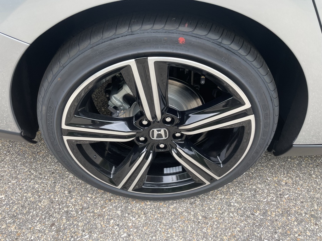 2025 Honda Accord Hybrid Sport photo 4