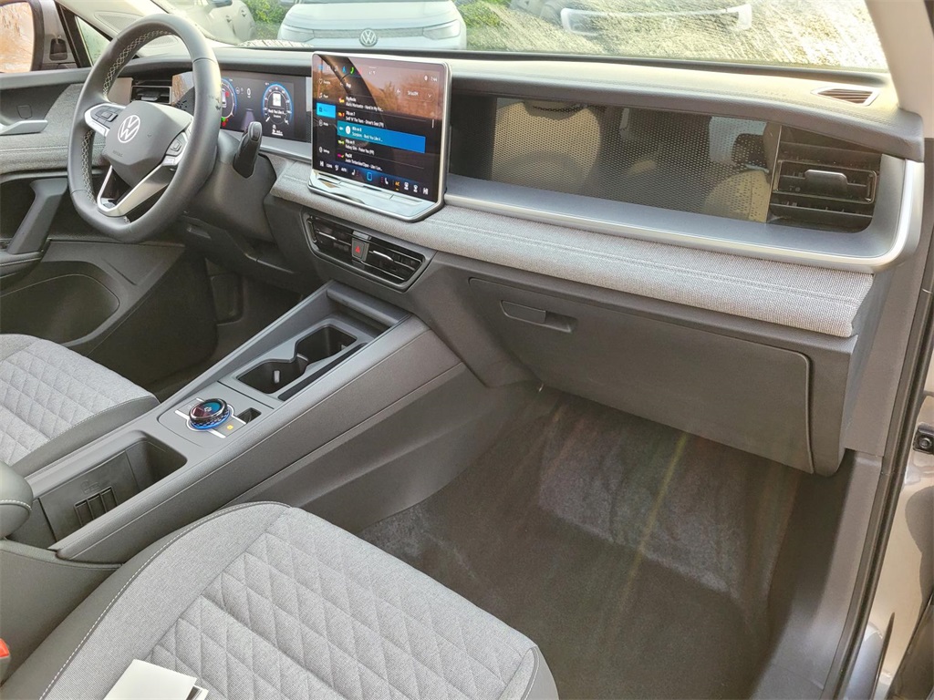 used 2025 Volkswagen Tiguan car, priced at $26,500