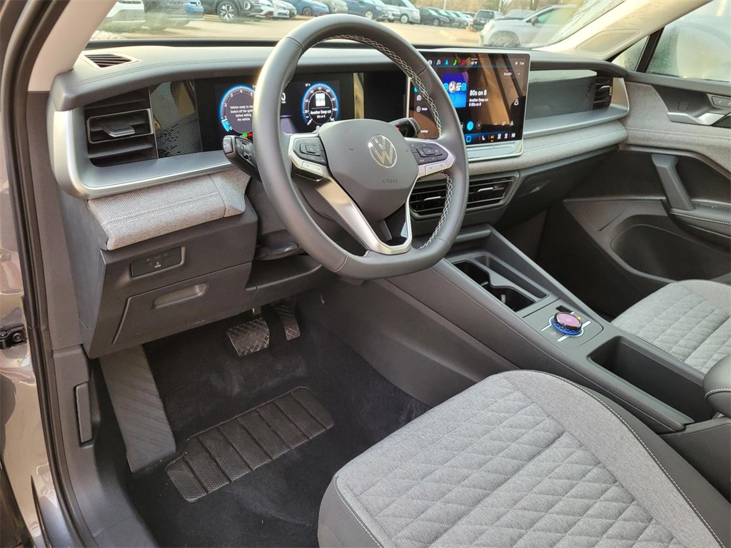 used 2025 Volkswagen Tiguan car, priced at $26,500