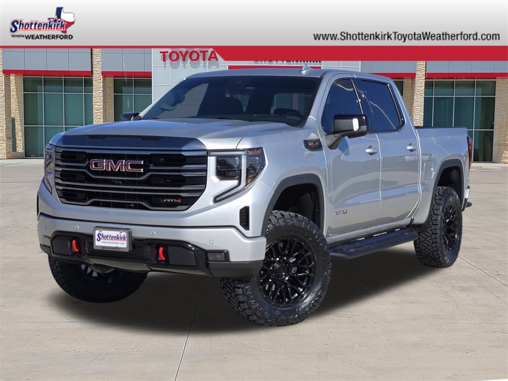 2022 GMC Sierra 1500 AT4's photo