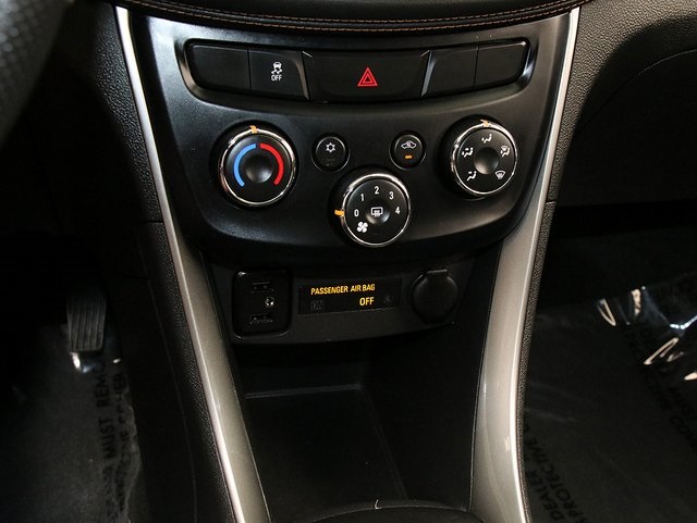 2020 Chevrolet Trax LT photo 18