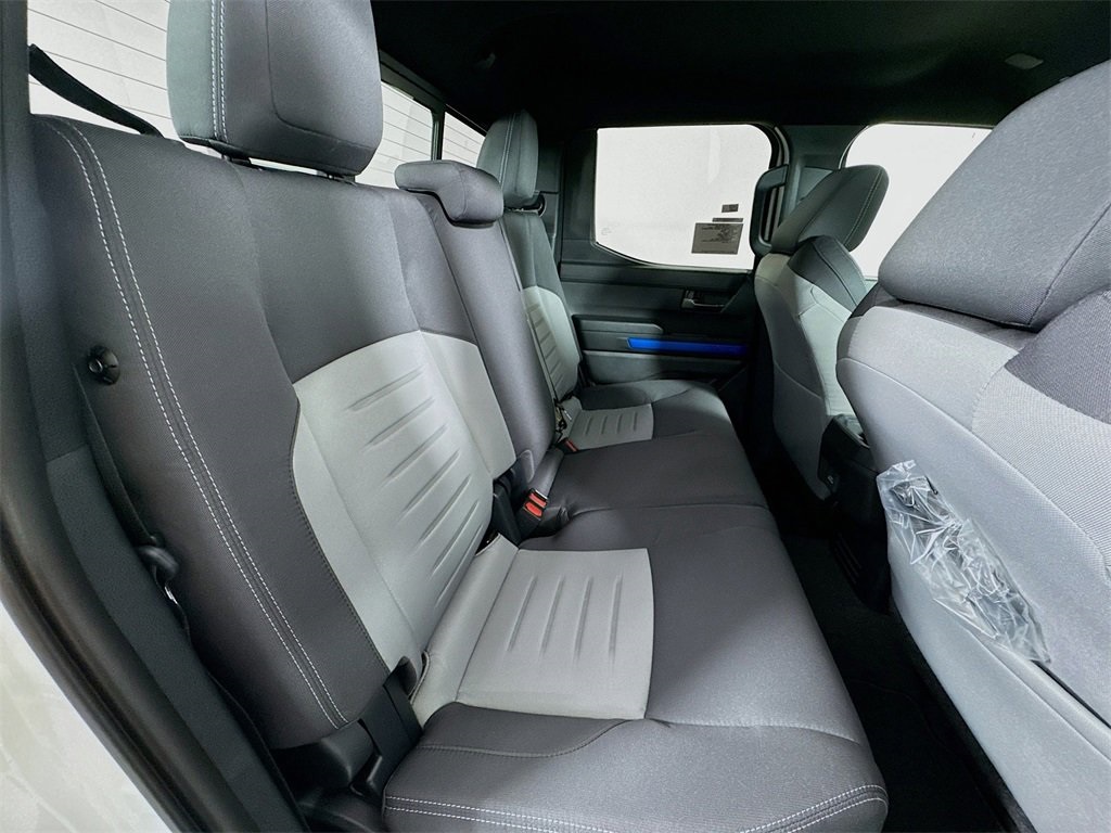 2025 Toyota Tacoma TRD Off-Road Double Cab photo 2