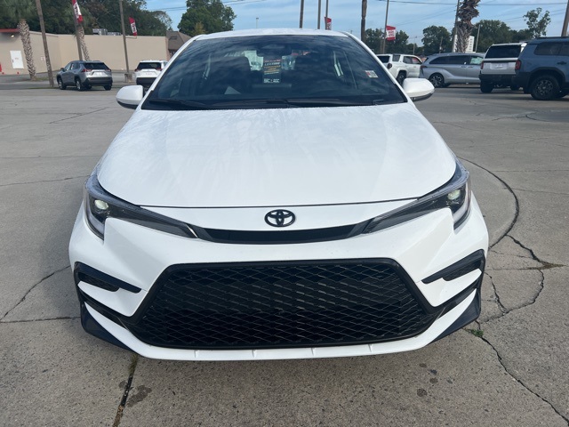 2026 Toyota Corolla SE photo 2