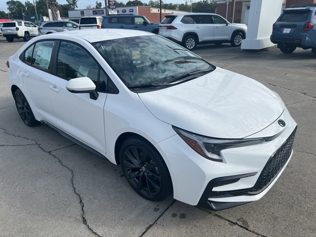 2026 Toyota Corolla SE photo 3