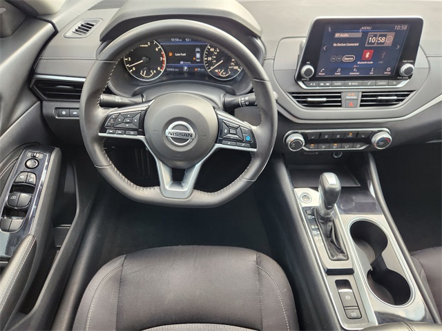 2022 Nissan Altima 2.5 SV photo 21
