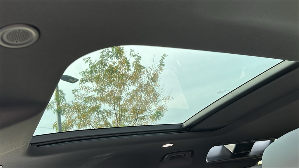 new 2026 Land Rover Defender 110 car, priced at $117,441