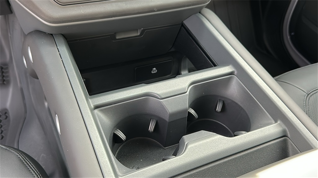 new 2026 Land Rover Defender 110 car, priced at $117,441