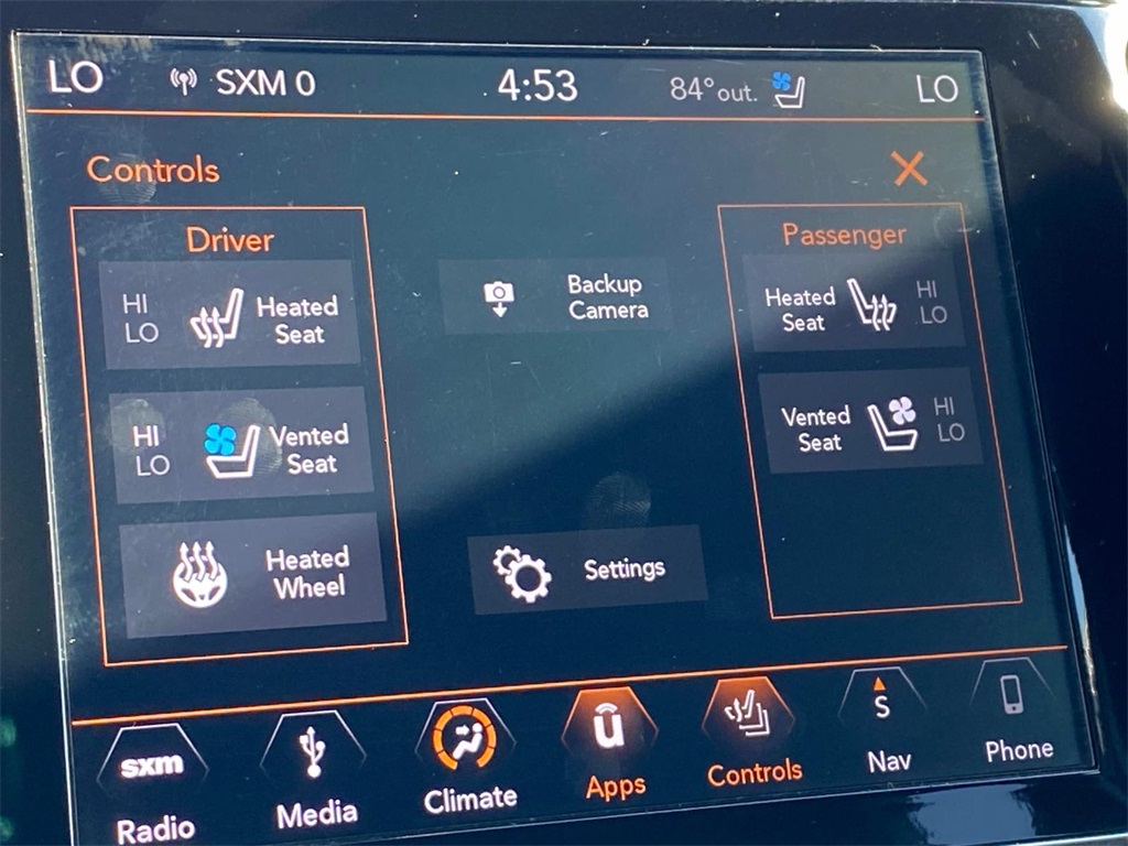 2019 Granite Crystal Metallic Clearcoat Jeep Grand Cherokee Overland 4X4 SUV