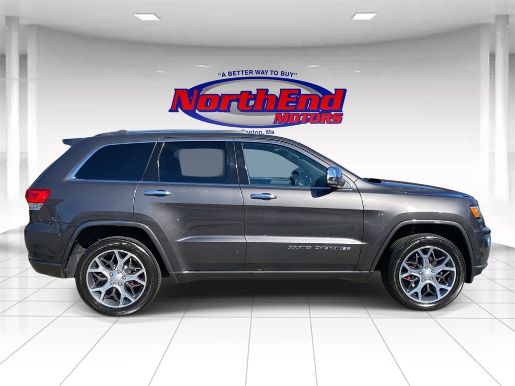 2019 Granite Crystal Metallic Clearcoat Jeep Grand Cherokee Overland 4X4 SUV