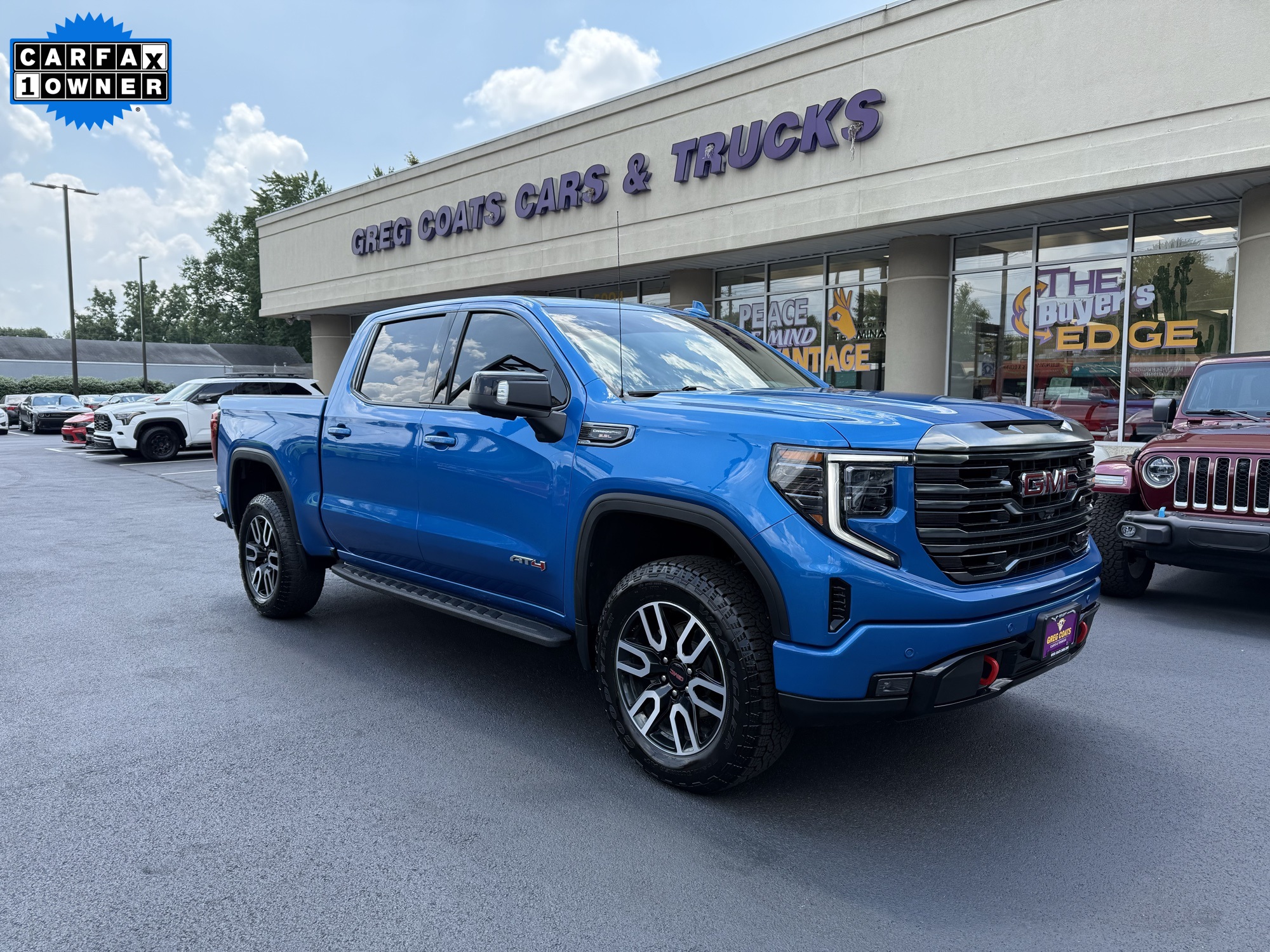 2023 GMC Sierra 1500 AT4's photo