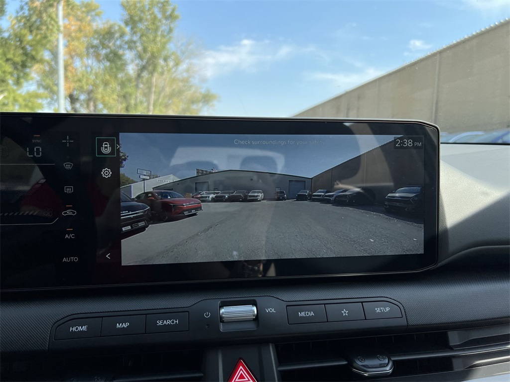 2025 Kia K4 EX photo 16