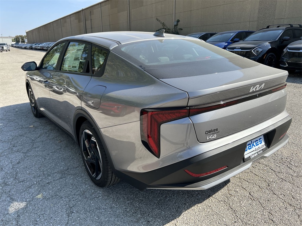 2025 Kia K4 EX photo 5