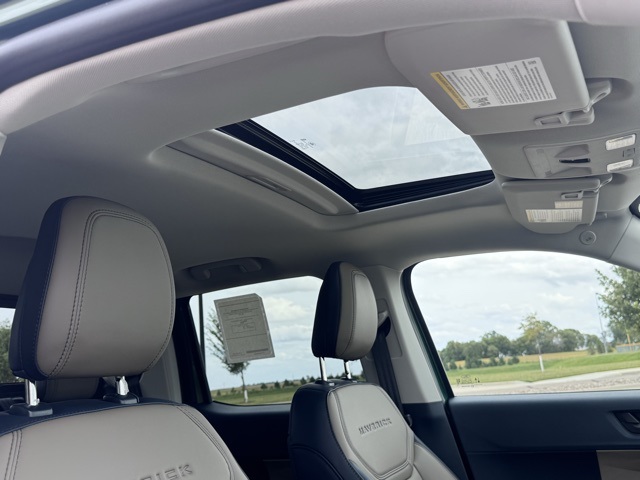 2025 Ford Maverick Lariat photo 22