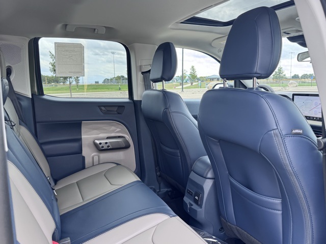 2025 Ford Maverick Lariat photo 25