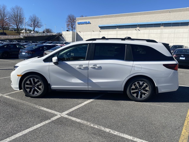 new 2026 Honda Odyssey car, priced at $43,073