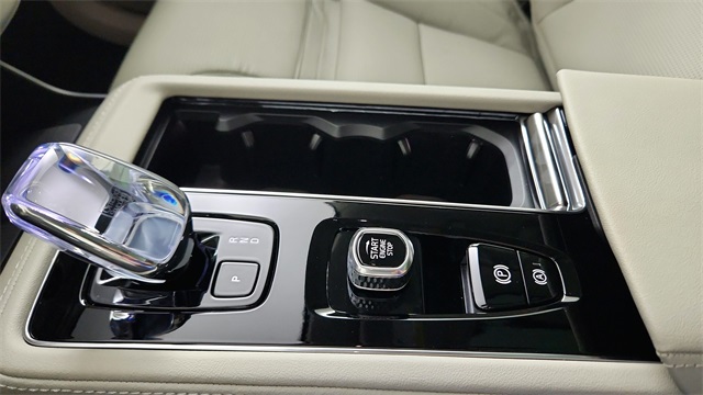 new 2026 Volvo XC90 car, priced at $75,155