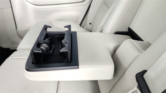 new 2026 Volvo XC90 car, priced at $75,155