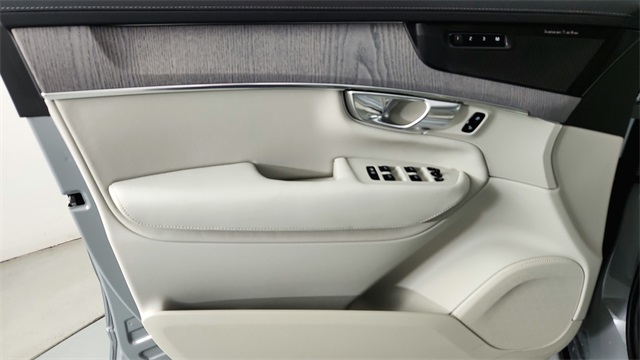 new 2026 Volvo XC90 car, priced at $75,155