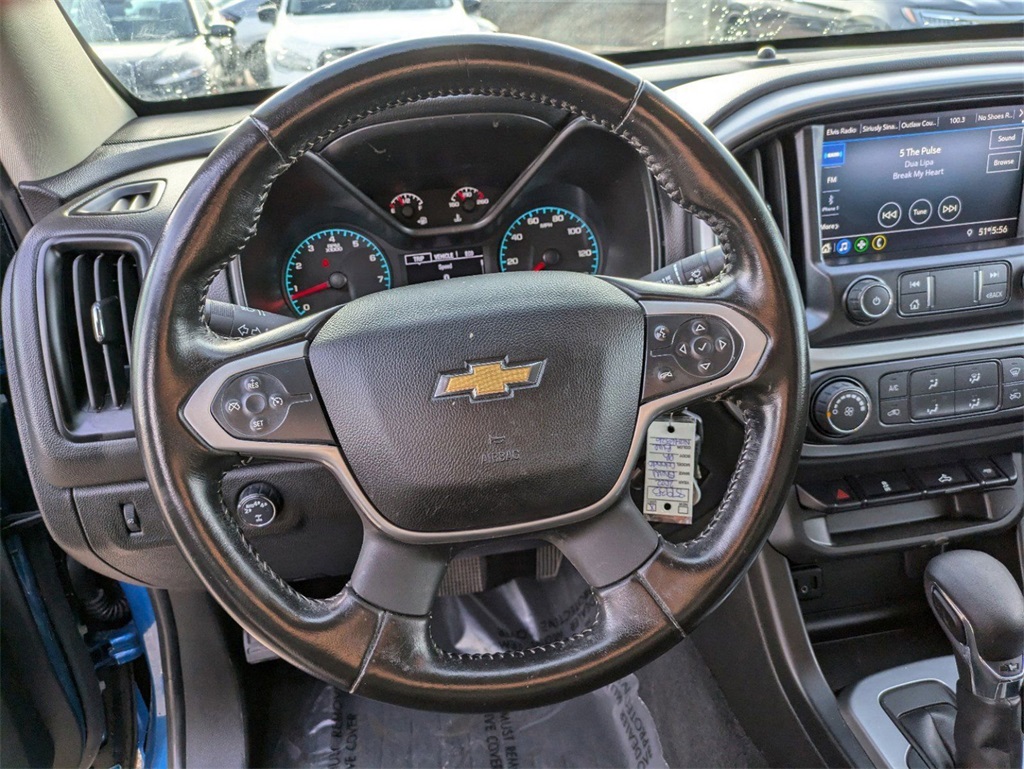 2022 Chevrolet Colorado LT photo 13