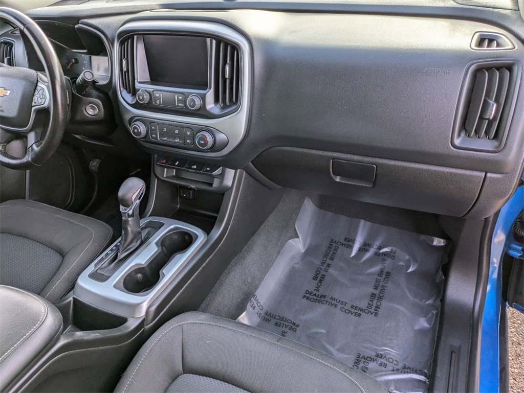 2022 Chevrolet Colorado LT photo 24