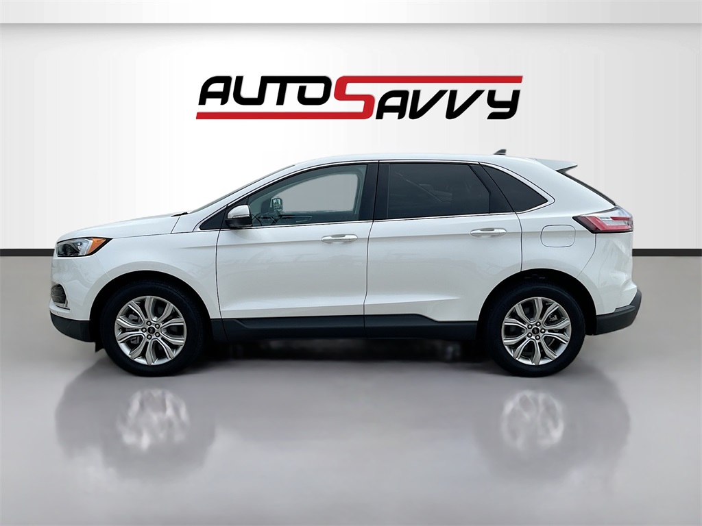 2024 Ford Edge Titanium photo 4