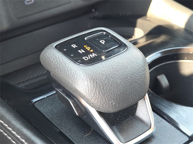 2023 Nissan Rogue SL photo 18