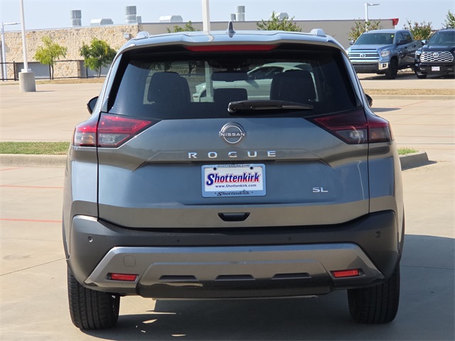 2023 Nissan Rogue SL photo 5