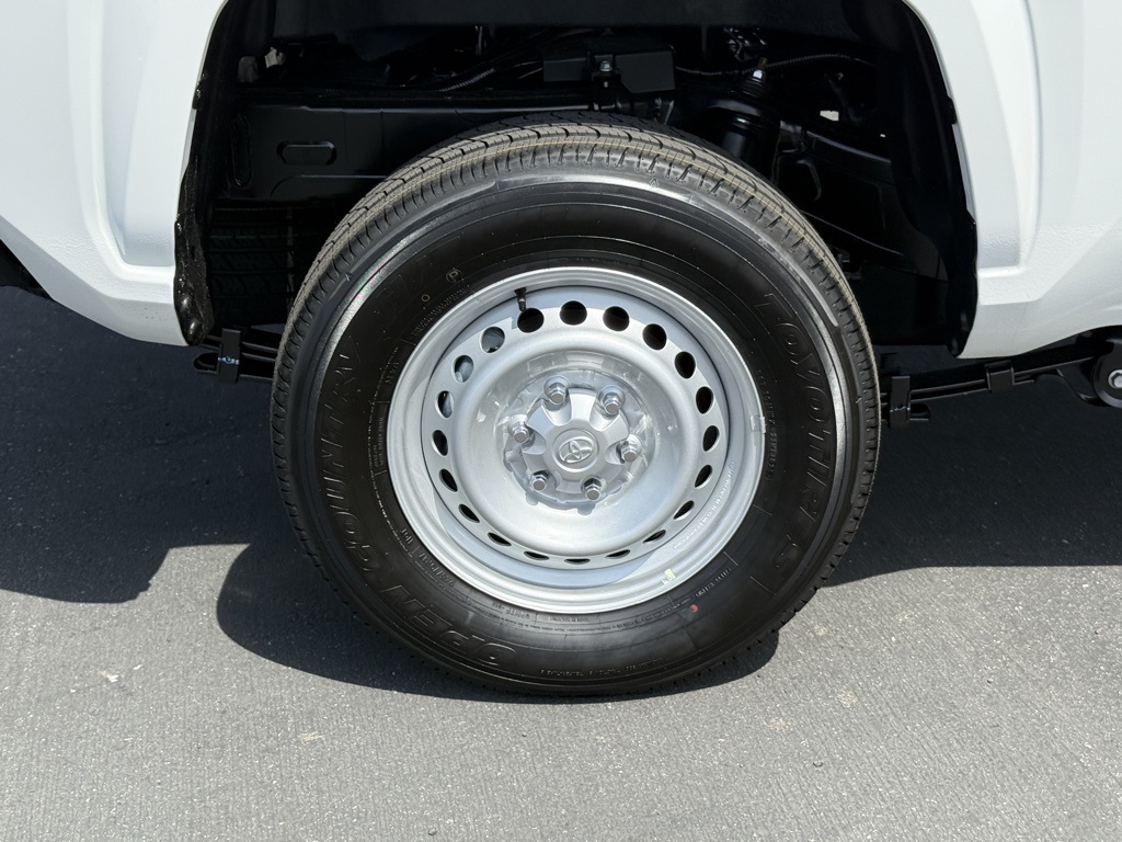2025 Toyota Tacoma SR XtraCab photo 14