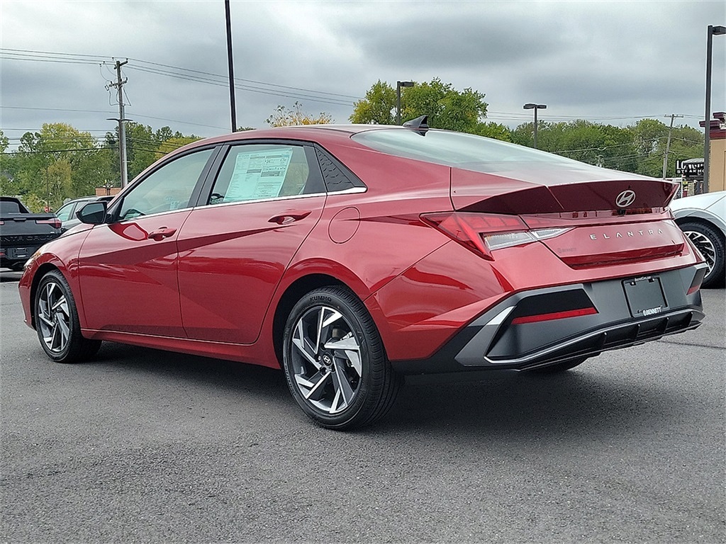 used 2025 Hyundai Elantra car, priced at $22,976