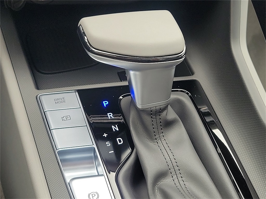 used 2025 Hyundai Elantra car, priced at $22,976