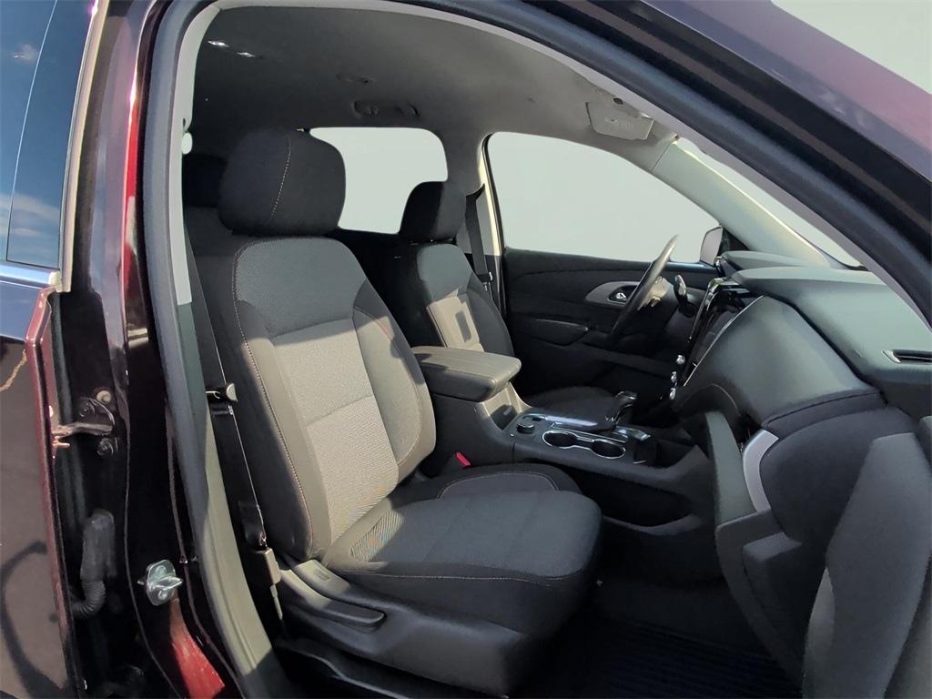 2020 Chevrolet Traverse 1LT photo 5