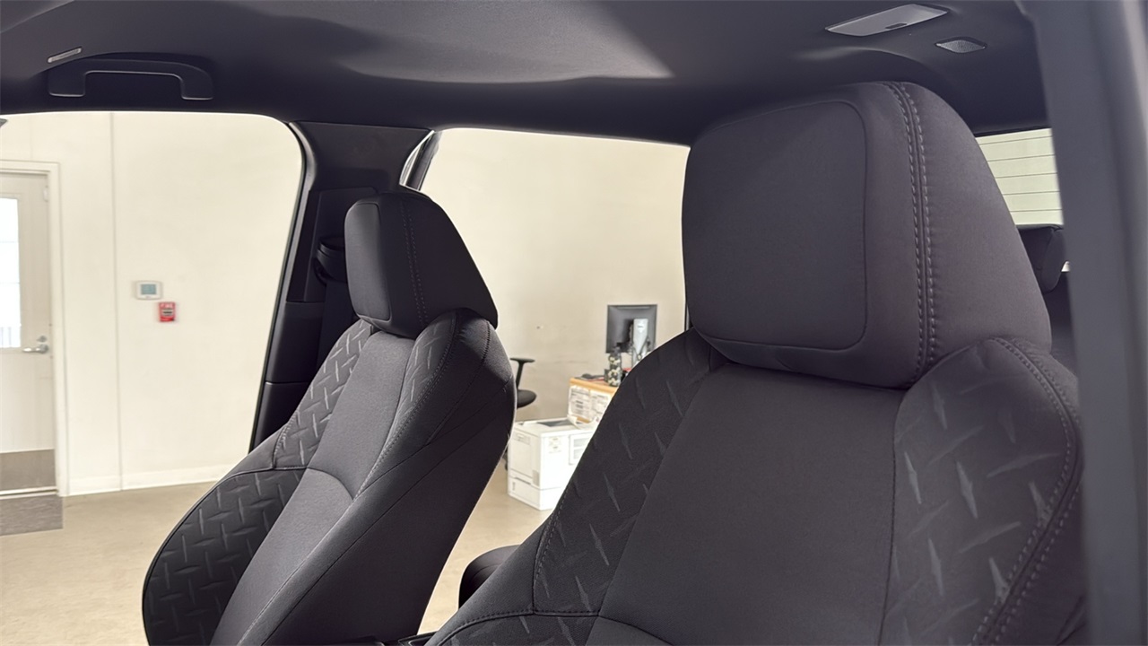 2025 Toyota Tacoma SR5 Double Cab photo 13