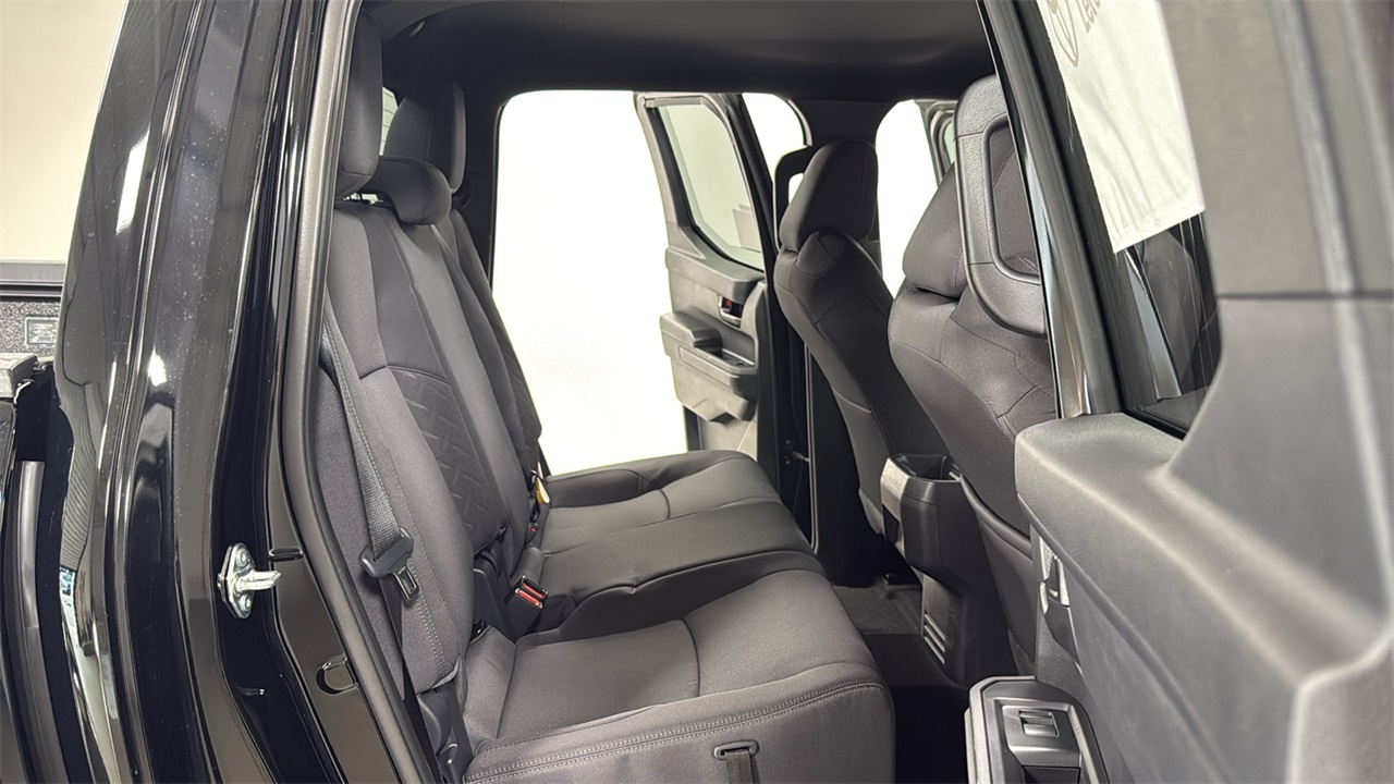 2025 Toyota Tacoma SR5 Double Cab photo 17