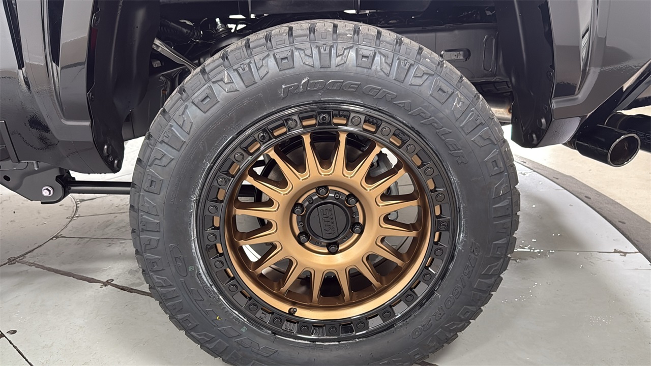 2025 Toyota Tacoma SR5 Double Cab photo 23