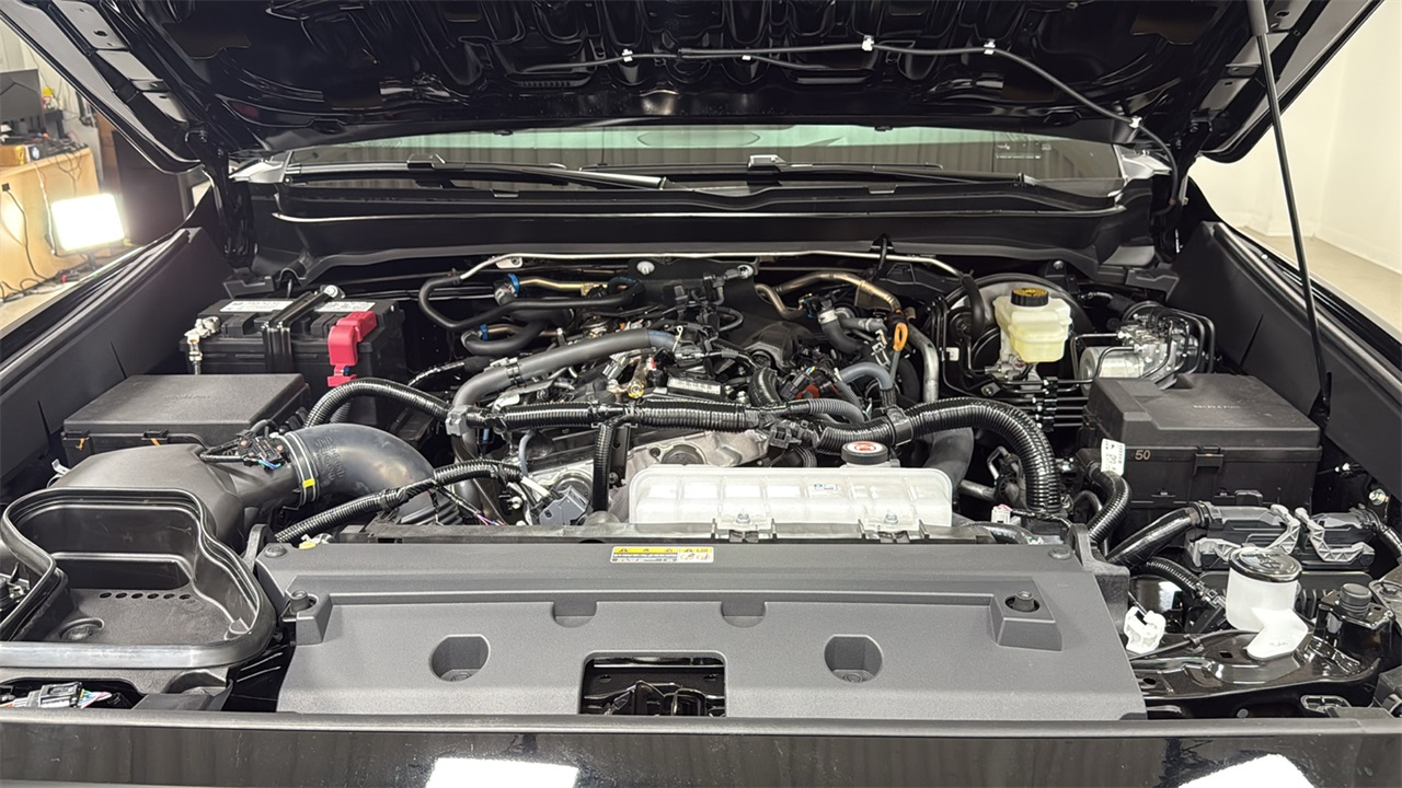 2025 Toyota Tacoma SR5 Double Cab photo 25