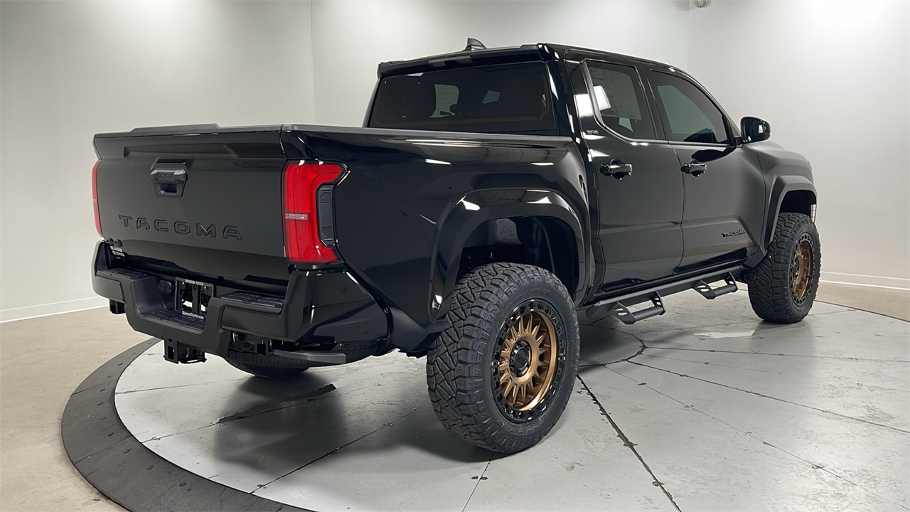 2025 Toyota Tacoma SR5 Double Cab photo 5